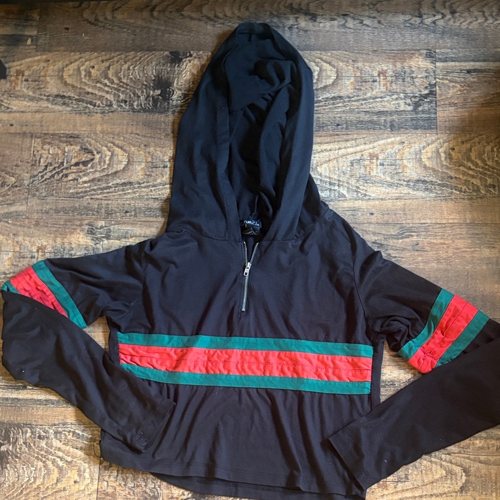 Women’s Hoodie Crop Top size s/m